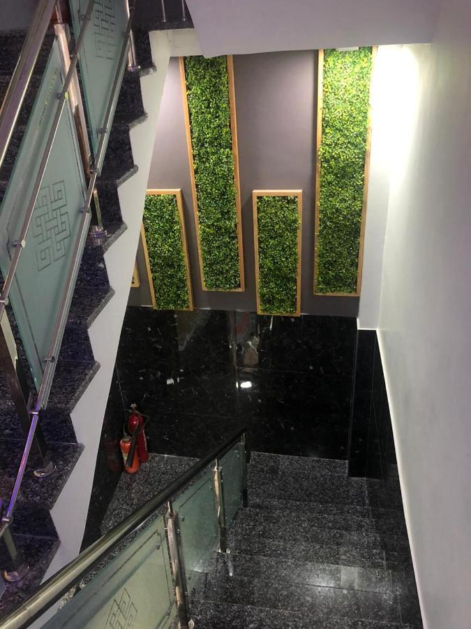 The Nest Residency Hotel Ahmedabad Exterior foto